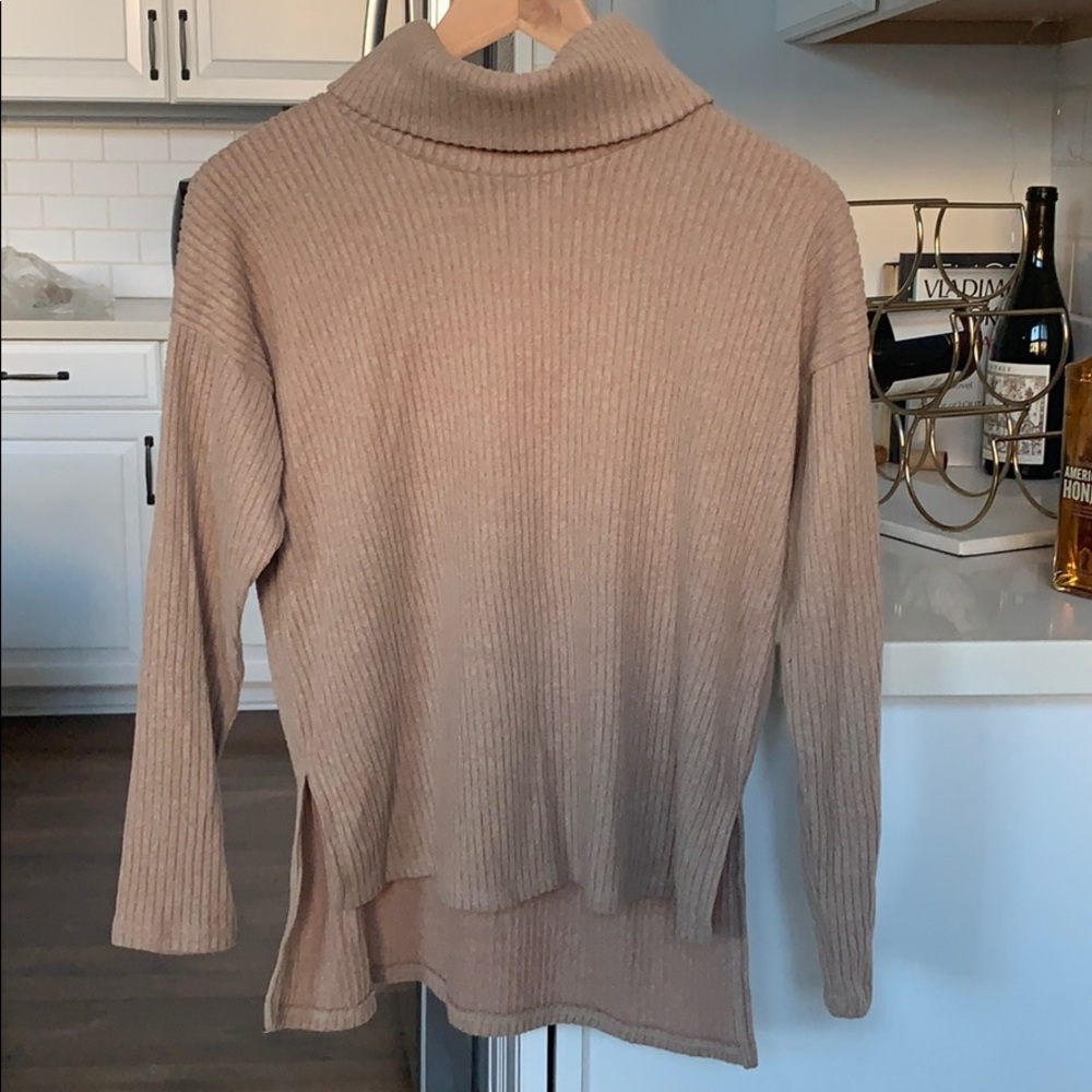 Forever 21 turtle neck sweater